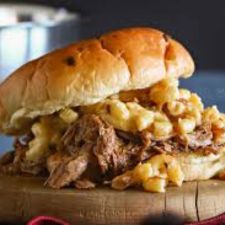 Pulled Pork Mac & Cheese Sandwich & Drink